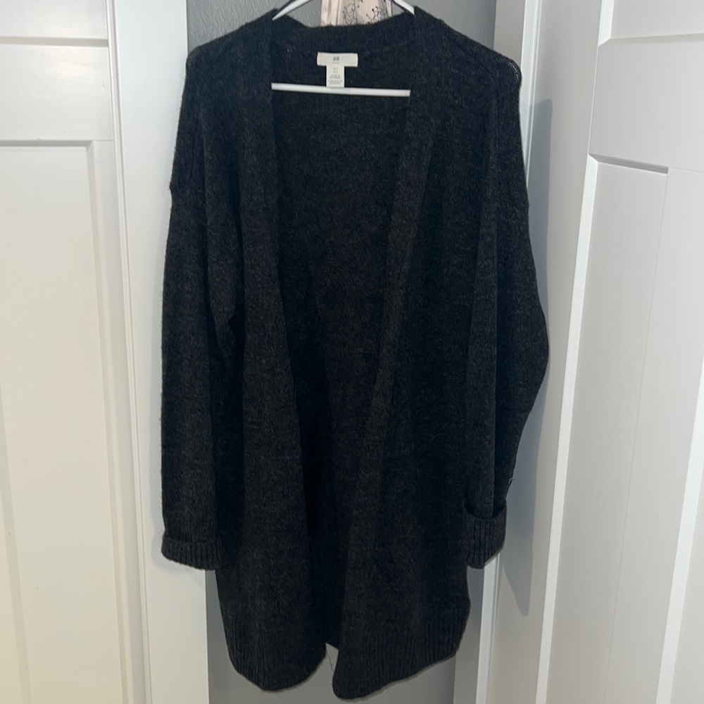 H&M cardigan size small